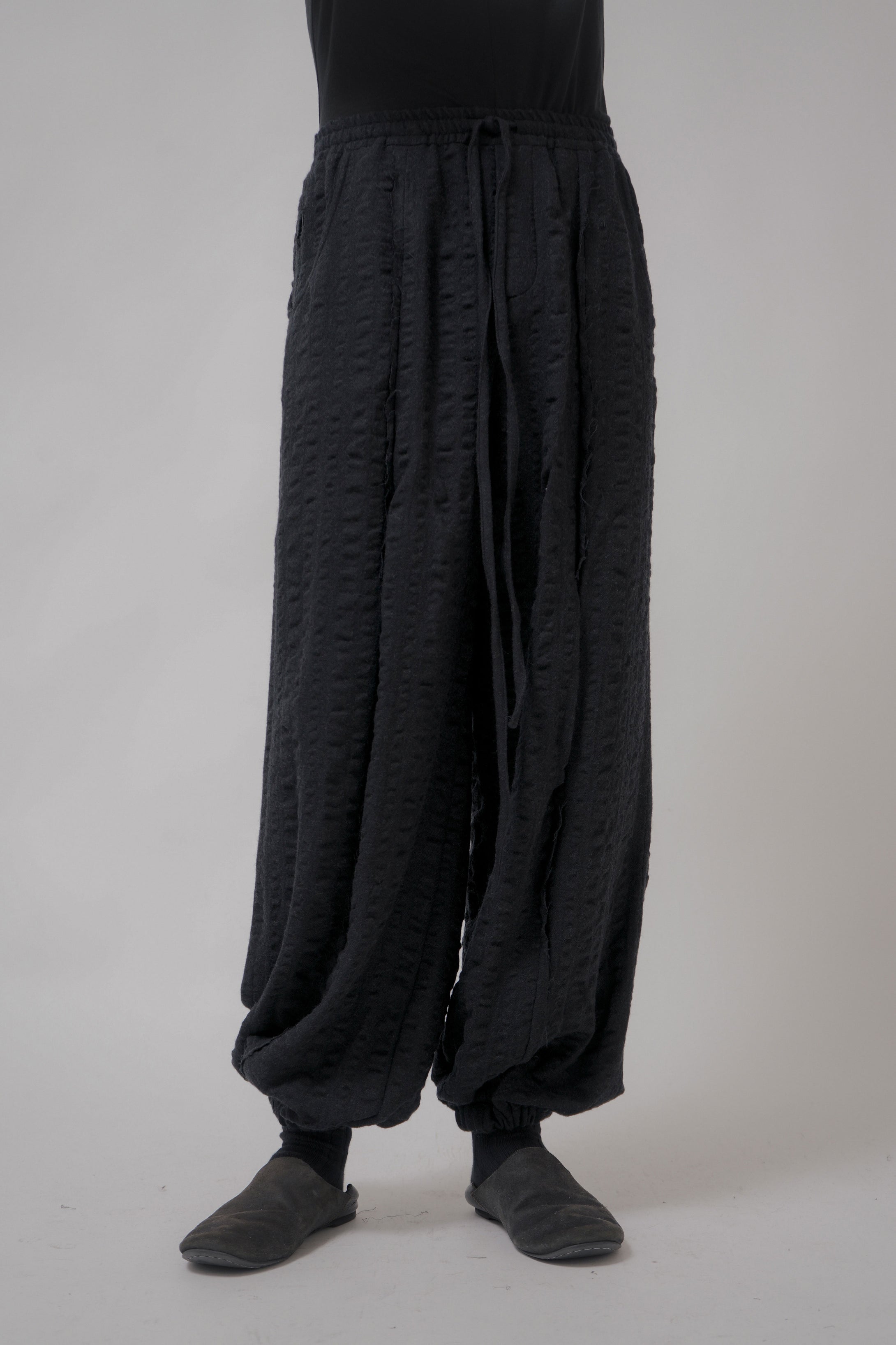 005-Crevice Balloon Pants in wool